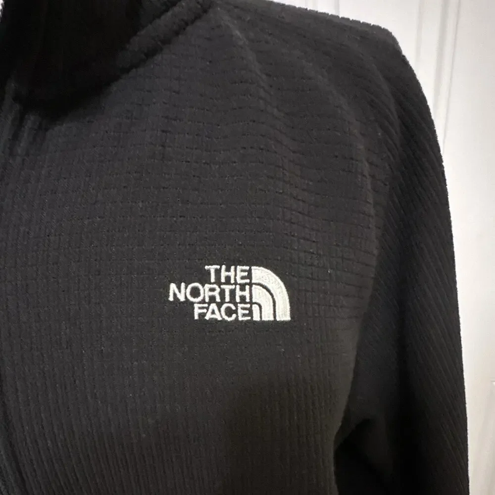 The North Face Men's L Black Fleece 1/4 Zip Mock Neck Pullover Sweatshirt Logo